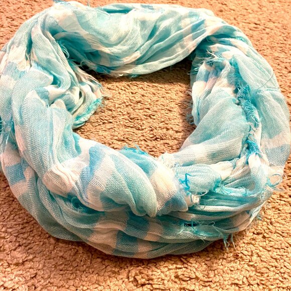 Claire's Blue Striped Infinity Scarf Strip Turquoise Teal White Light Blue Aqua - Picture 2 of 3